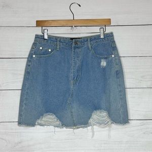 MISSGUIDED Distressed Skirt Size 8